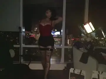 Chaturbate Adult Video Chat of obeycarrienoona