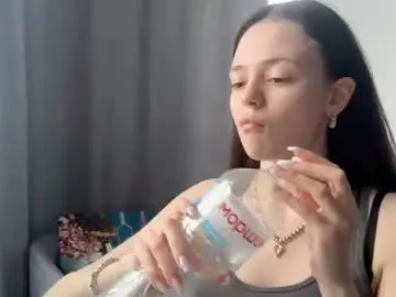 Chaturbate Live Sex Cam of elowynx