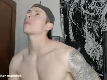 Chaturbate Live Sex Cam of jhonny_macallan