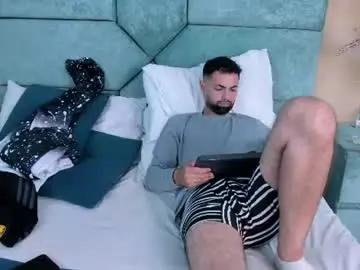 Chaturbate Nude Webcam of andrewcrooss