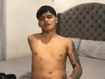 Chaturbate Live Porn of asianhugescott