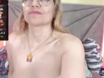Chaturbate Free Live Porn of esmeralda_oikos