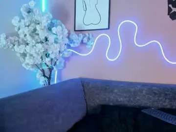 Chaturbate Best live sex cam show of karo_linee