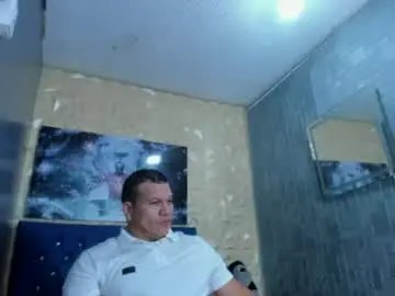 Chaturbate Live Sex of tyleer_scot