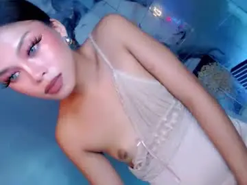 Chaturbate Live Sex Cam of flirt_with_me28