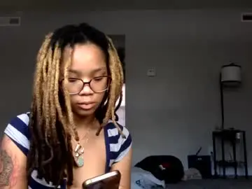 Chaturbate Live Porn of zeeafterdark