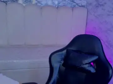 Chaturbate Live Sex Cam of adarasuri_v