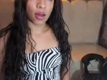 Chaturbate Live Sex Cam of adarasuri_v