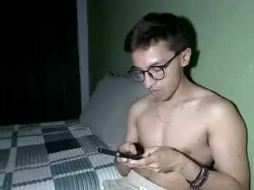 Chaturbate Nude Webcam of aleexrune