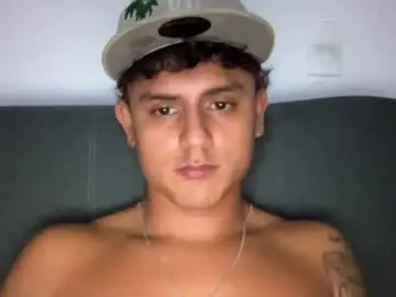 Chaturbate Watch Live Sex Cams of bob_pettersonn
