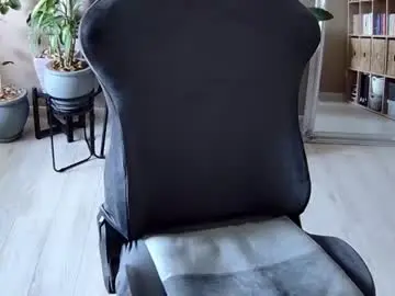 Chaturbate Live Sex Cam of georgiapeachgirl