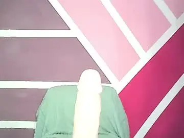 Chaturbate Watch Live Sex Cams of jet_clomet21
