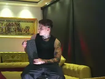 Chaturbate Free Live Porn of dantecoppolaa