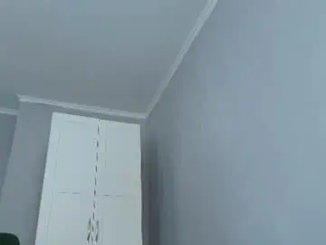 Chaturbate Free Porn Cam of tiny_cute