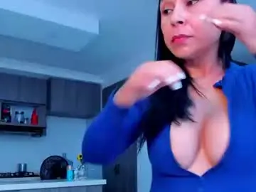 Chaturbate Adult Webcam of natural_bigass_nina