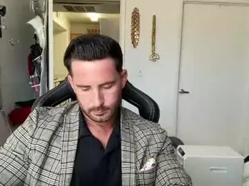 Chaturbate Nude Webcam of brettmycles
