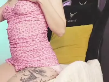 Chaturbate Free Porn Cam of llittle_mi