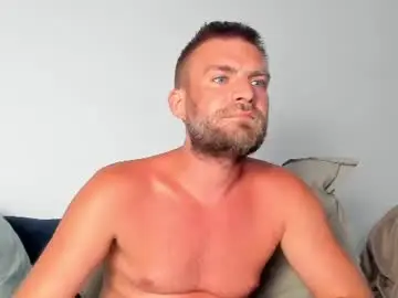 Chaturbate Free Porn Cam of 10in_deluxe