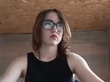 Chaturbate Live Sex Cam of cicelyphaup