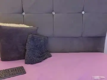 Chaturbate Watch Live Sex Cams of miamackleyn_