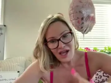 Chaturbate Sex Cam of milf_goddess