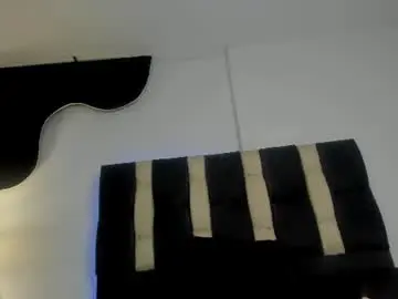 Chaturbate Sex Cam of valery_hot692