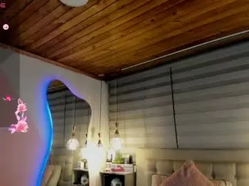 Chaturbate Best live sex cam show of cristal__hot_1