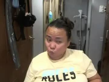 Chaturbate Adult Video Chat of bigboobslyn