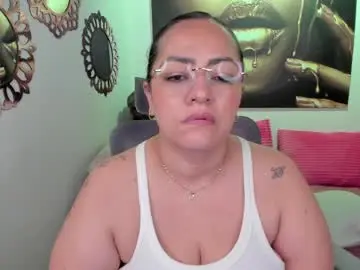 Chaturbate Nude Webcam of marianalopez81