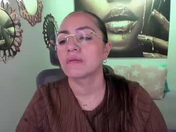 Chaturbate Watch Live Sex Cams of marianalopez81