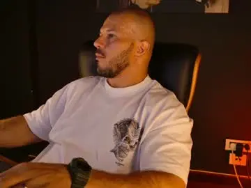 Chaturbate Watch Live Sex Cams of angeloeric