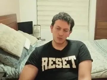 Chaturbate Sex Cam of danruiz33