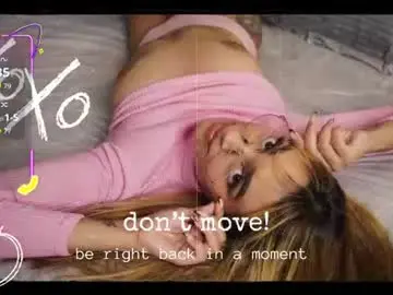 Chaturbate Watch Live Sex Cams of dannielle_