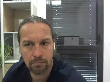 Chaturbate Live Porn of moi9876543210