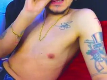 Chaturbate Sex Cam of zoee_jhonnyy
