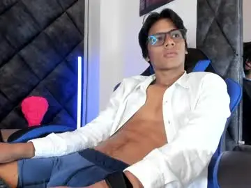 Chaturbate Free Live Porn of liamkron