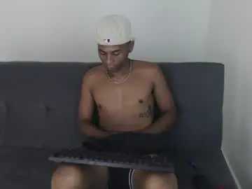 Chaturbate Free Porn Cam of alphas_latins