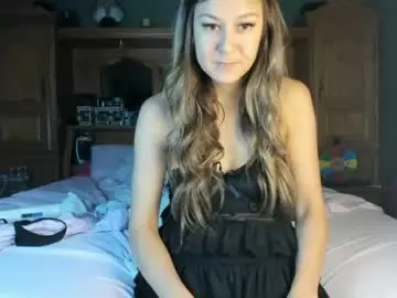 Chaturbate Live Sex Cam of mariahpinkkitty
