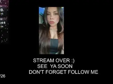 Chaturbate Live Sex Cam of marniemercury322