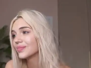Chaturbate Live Sex of milabunny_
