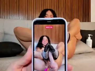 Chaturbate Sex Cam of cyanide_candys