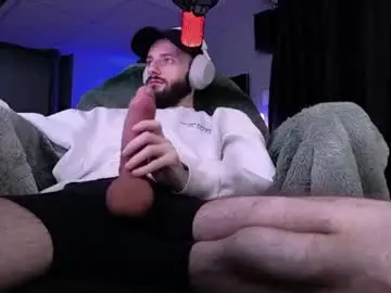 Chaturbate Live Sex Cam of digbicknik