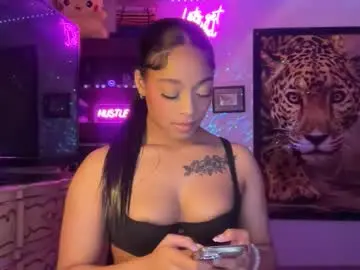 Chaturbate Adult Webcams of lunaa_11