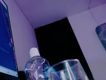 Chaturbate Live Sex of scarlettqueen56