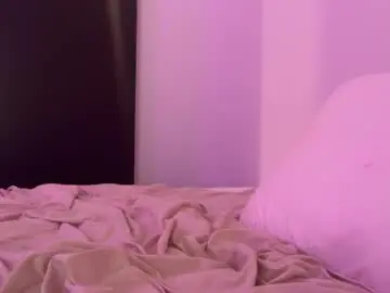 Chaturbate Live Sex Cam of luvearis