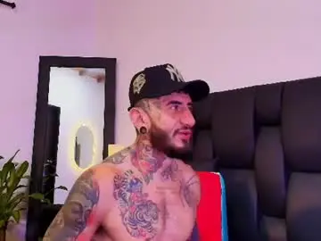 Chaturbate Watch Live Sex Cams of dilan_scootk_j