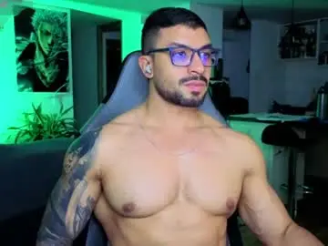 Chaturbate Best live sex cam show of peterjack7