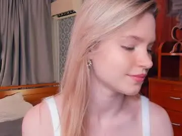 Chaturbate Best live sex cam show of cristasires