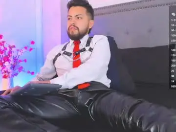 Chaturbate Live Sex Cam of lucca_mallard