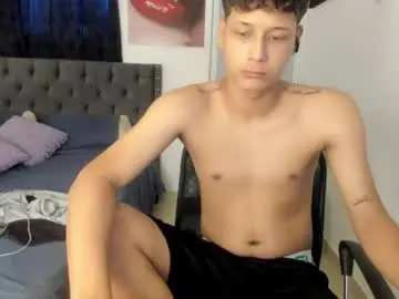 Chaturbate Free Live Porn of white_master444
